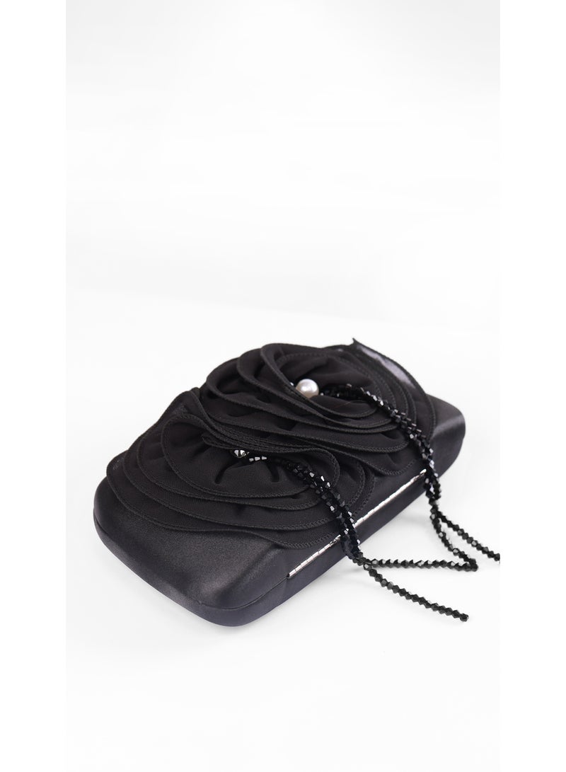 كيفيلي حقيبة كلتش سوداء بتفاصيل وردية فاخرة - Image 5